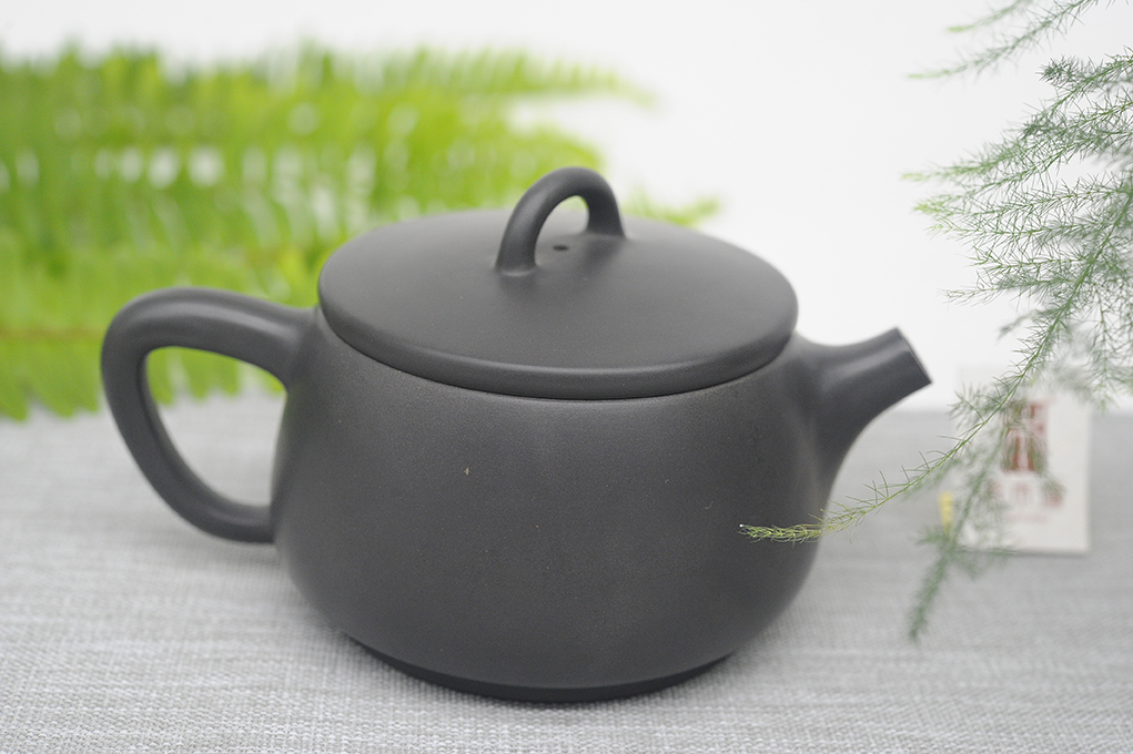 宽口石瓢壶-人物彩填